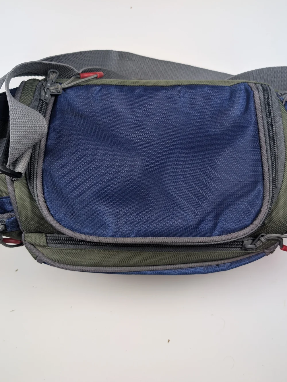 VTG Y2K Plano Softside Fishing Tackle Bag Shoulder Strap Pack Green Blue Red